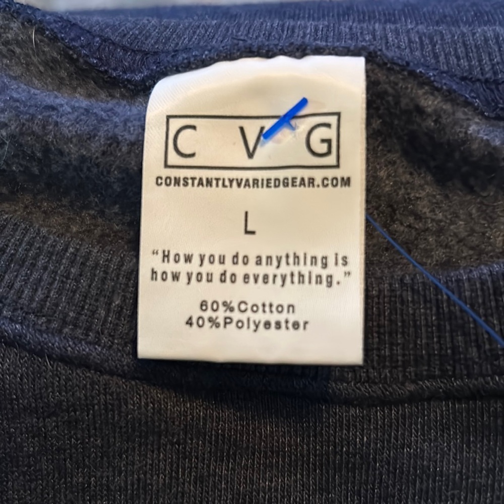 Constantly Varied Gear charcoal gray “Let It Snow Somewhere Else” crew neck Sz L - Picture 5 of 5